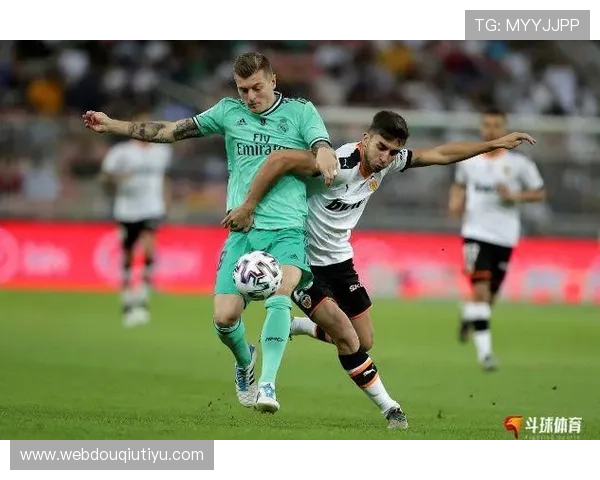 斗球体育app安卓版本下载安装教程，助你轻松获取最新体育赛事资讯与互动功能